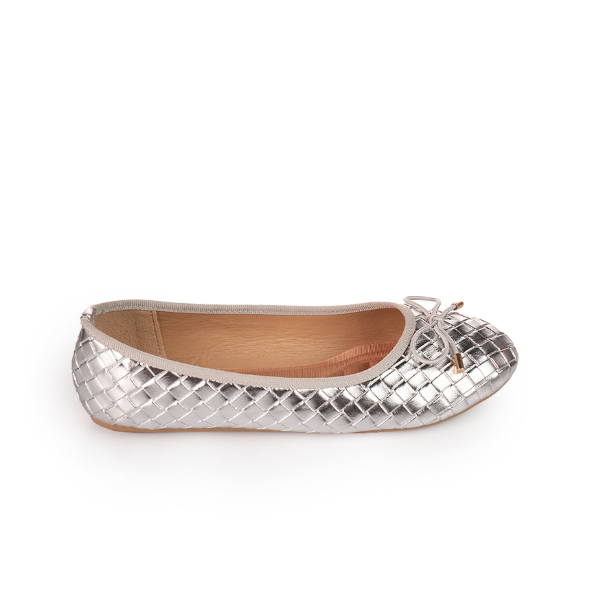 Textured finish Ballerinas