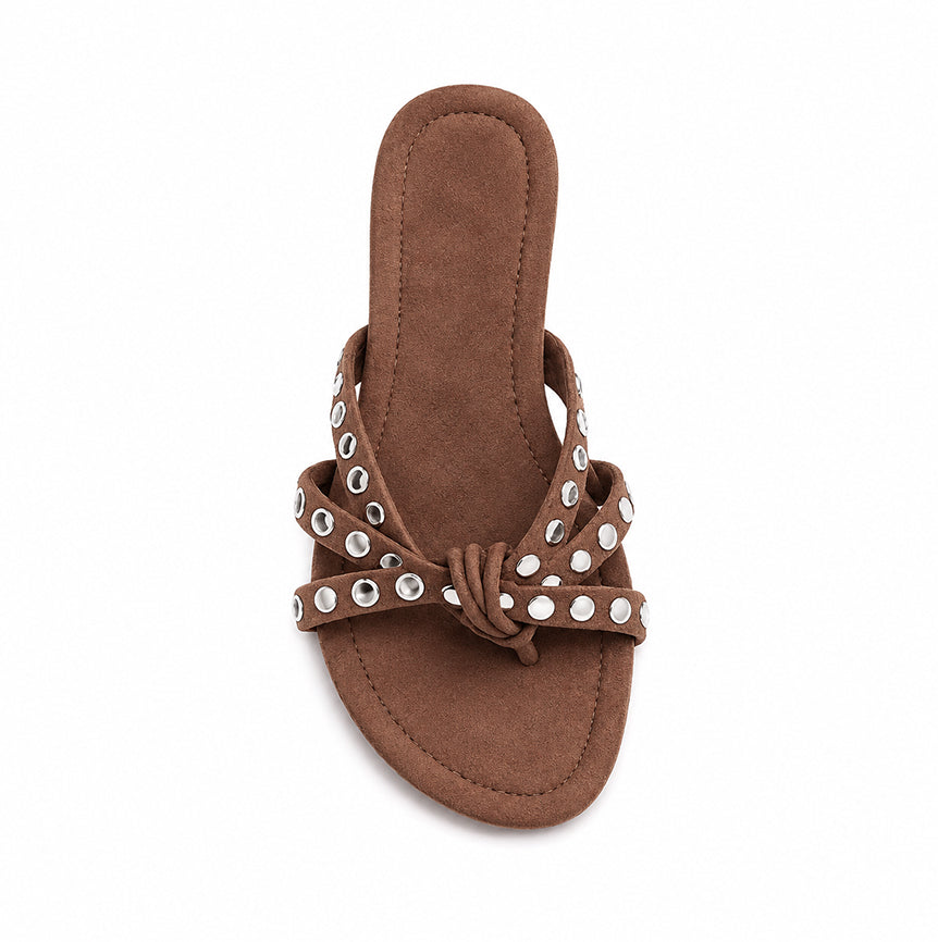 Cross-stud flats
