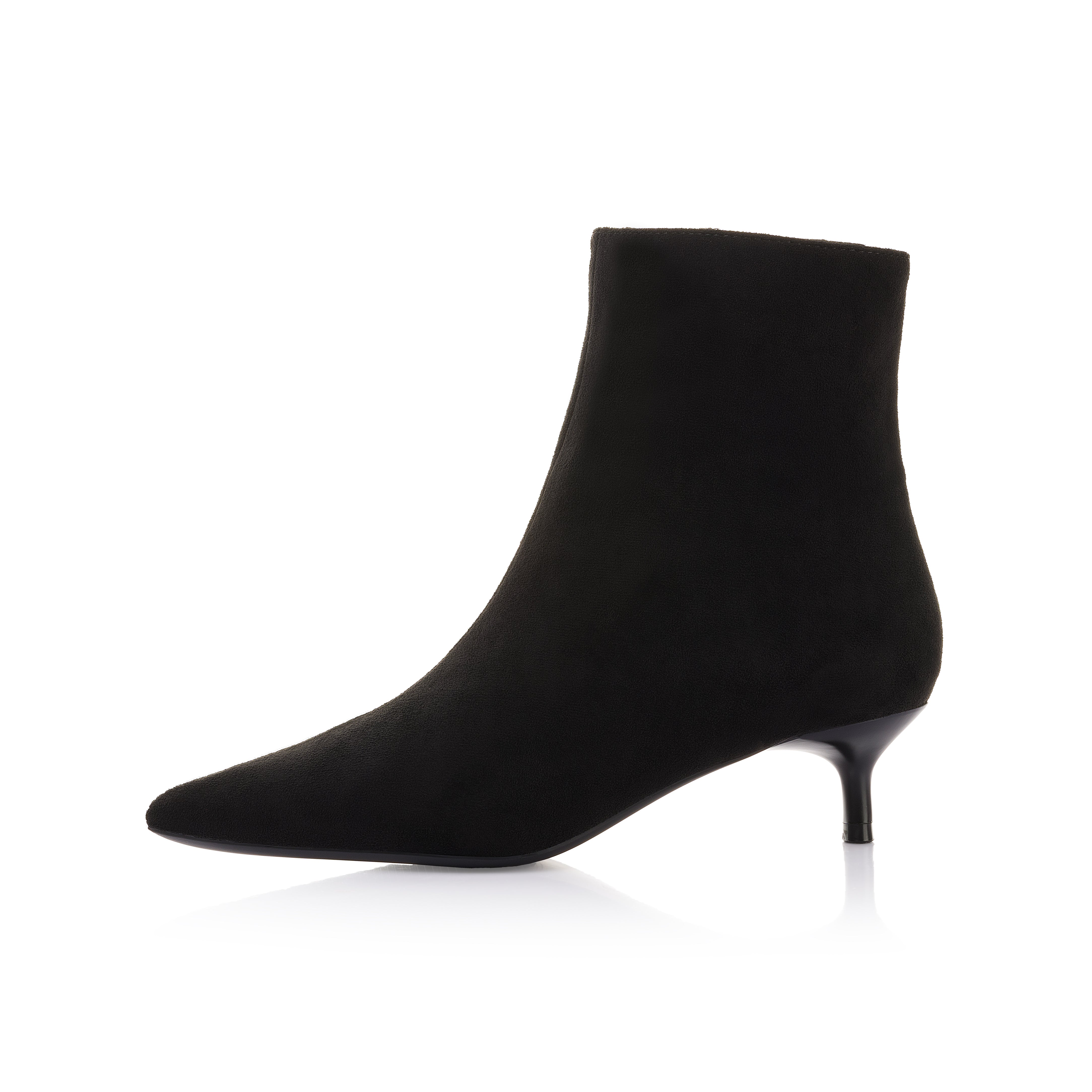 Arrow-Pointed Boot