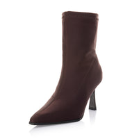 Slim Pointed Boot