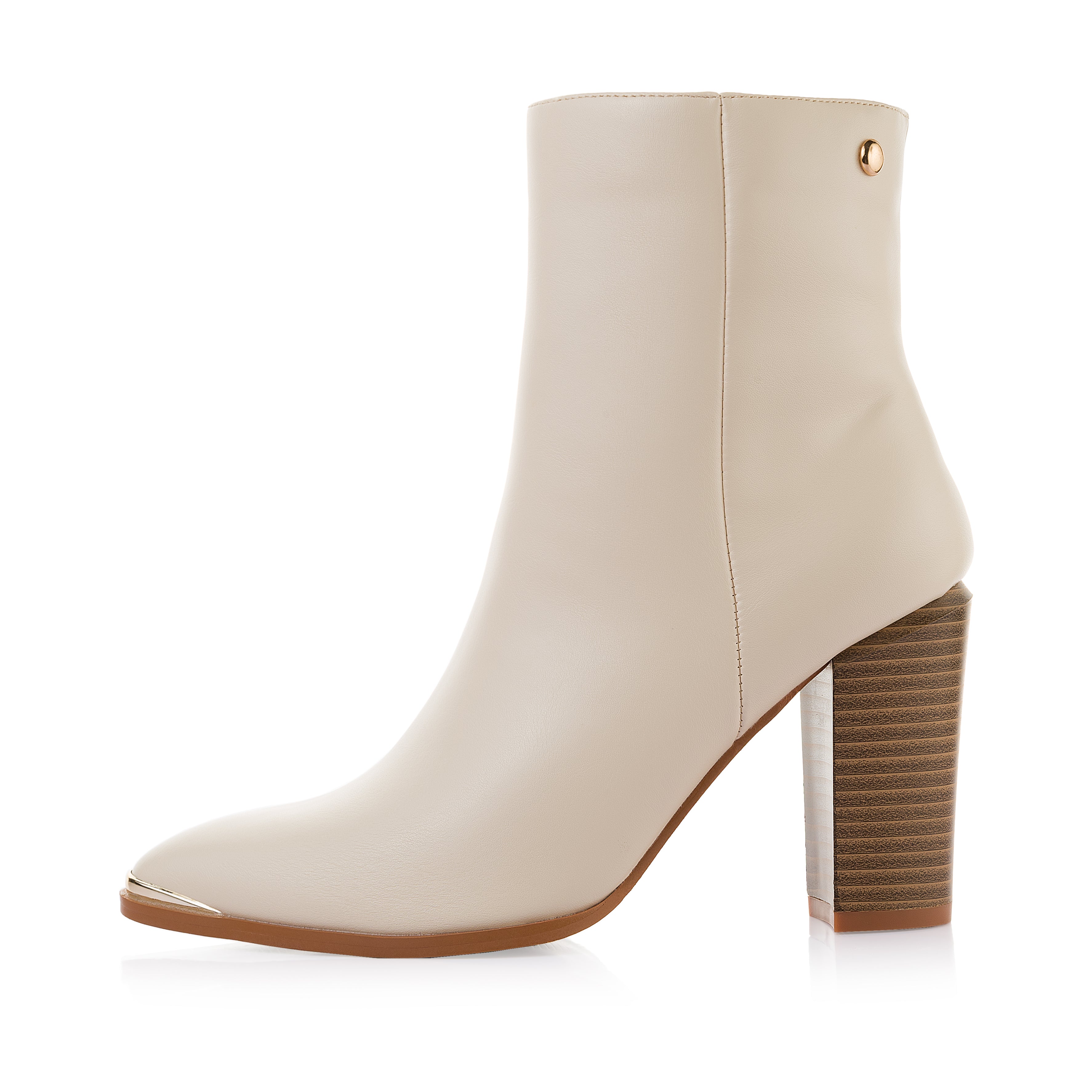 Pointed Block Boot